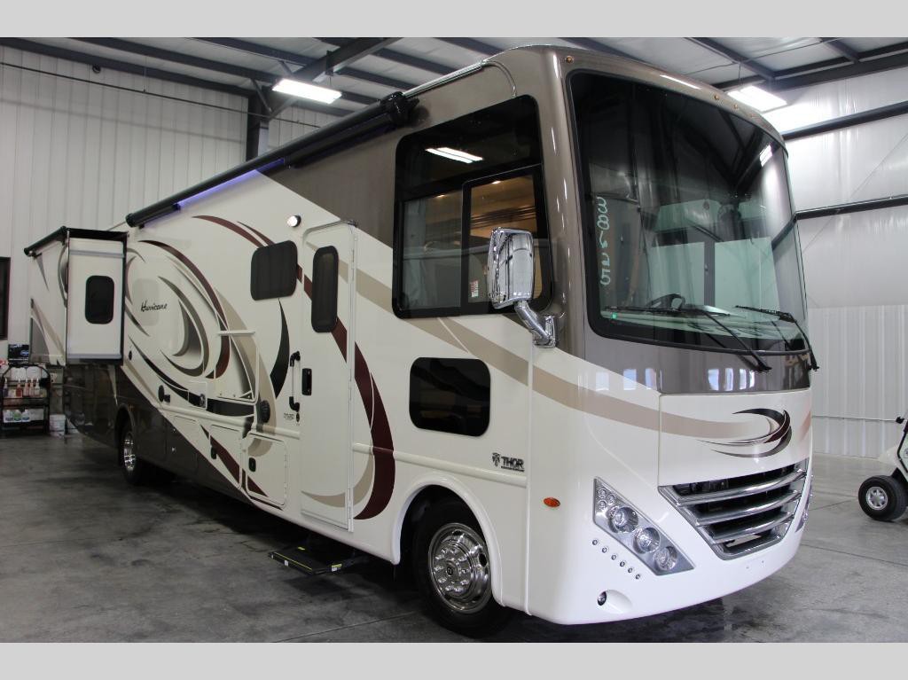 Thor Motor Coach Hurricane